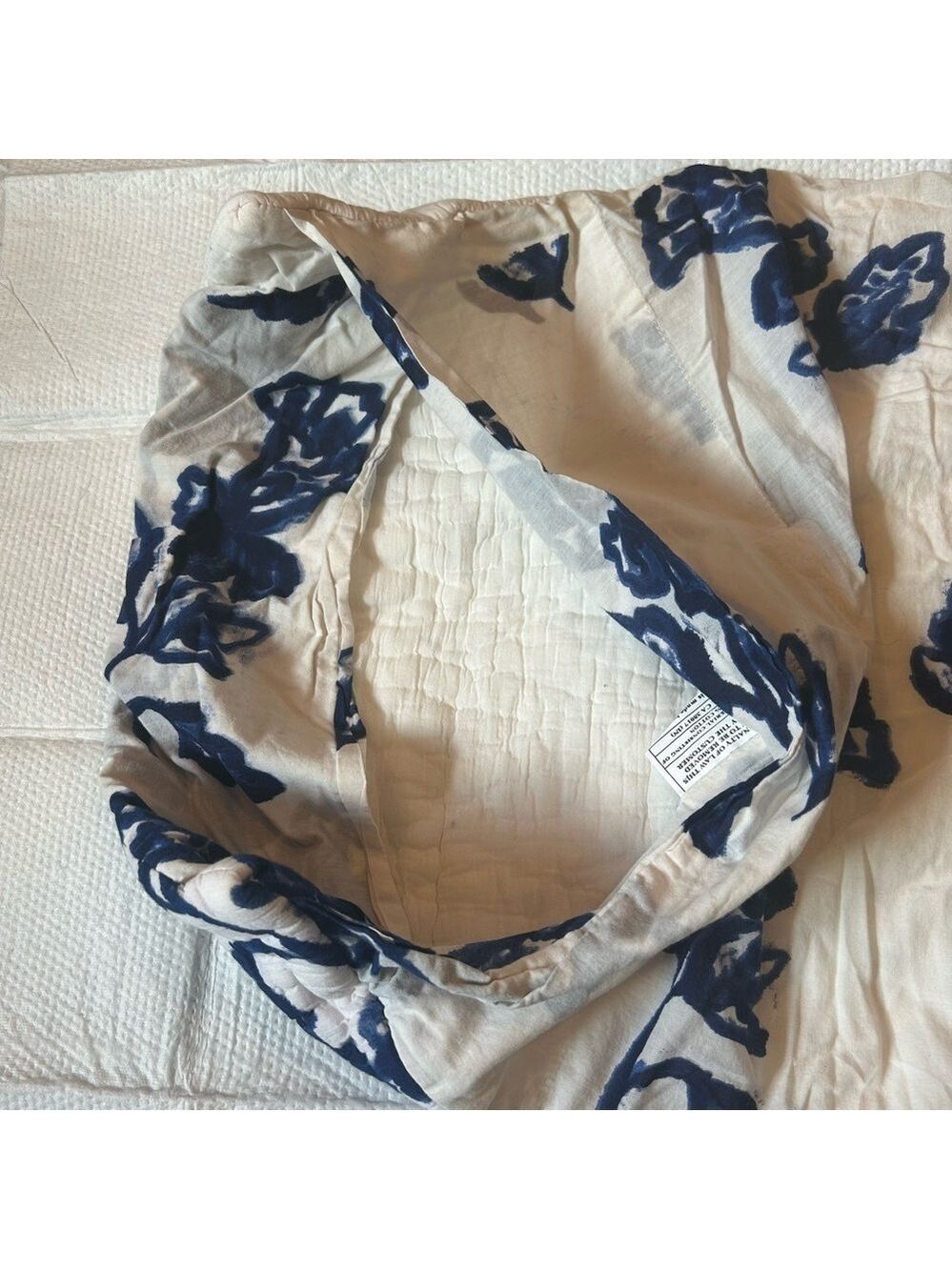 Anthropologie Pillow Sham Set of 2 Floral Blue White Quilted Cotton 19x26” - Picture 4 of 8